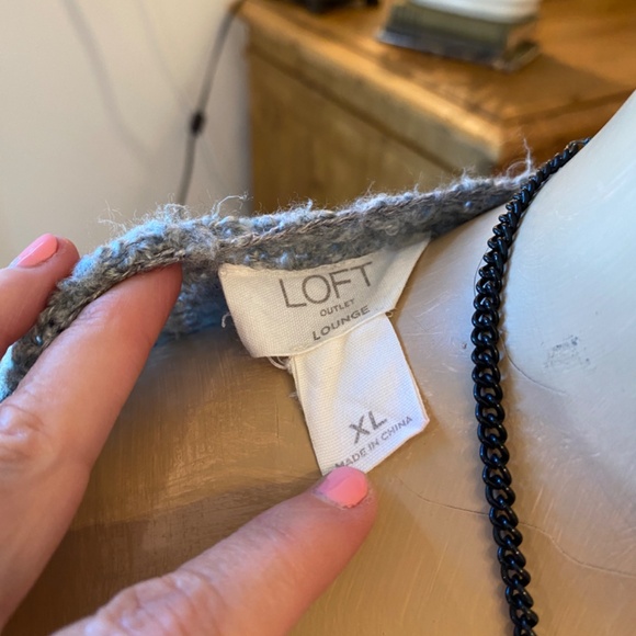 LOFT Grey Tunic Sweater - Size XL - Picture 11 of 16